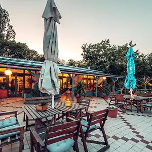 Albergue Island (adults Only), Budapeste