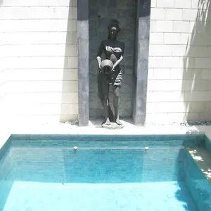https://pondok-mirah.ubudhotelsnow.com