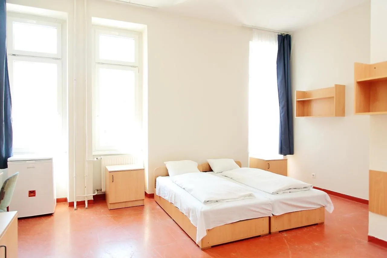Pop Up Hostels - Downtown Budapest Ungheria